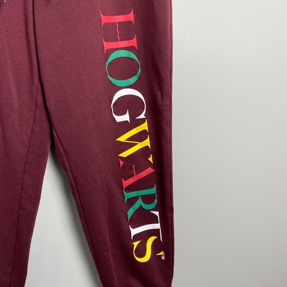 Mad Engine Harry Potter Hogwarts Men's Burgundy/Maroon Jogger Sweatpants Large‎ - Picture 3 of 12